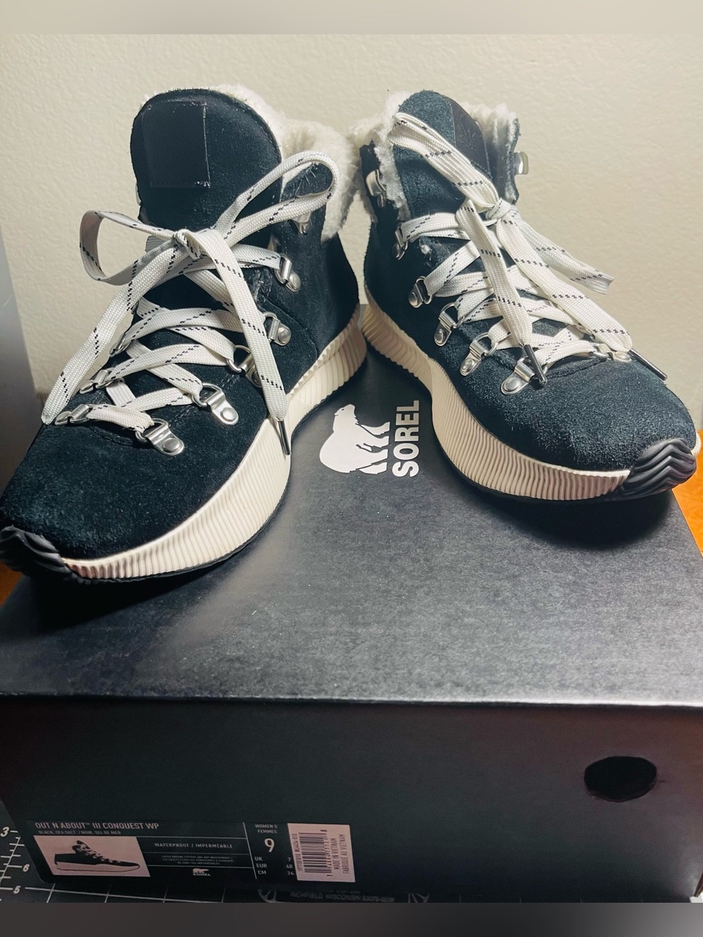 NWOT Out N About III Conquest WP Black Sea Salt Boots Size 9 NL4434-01